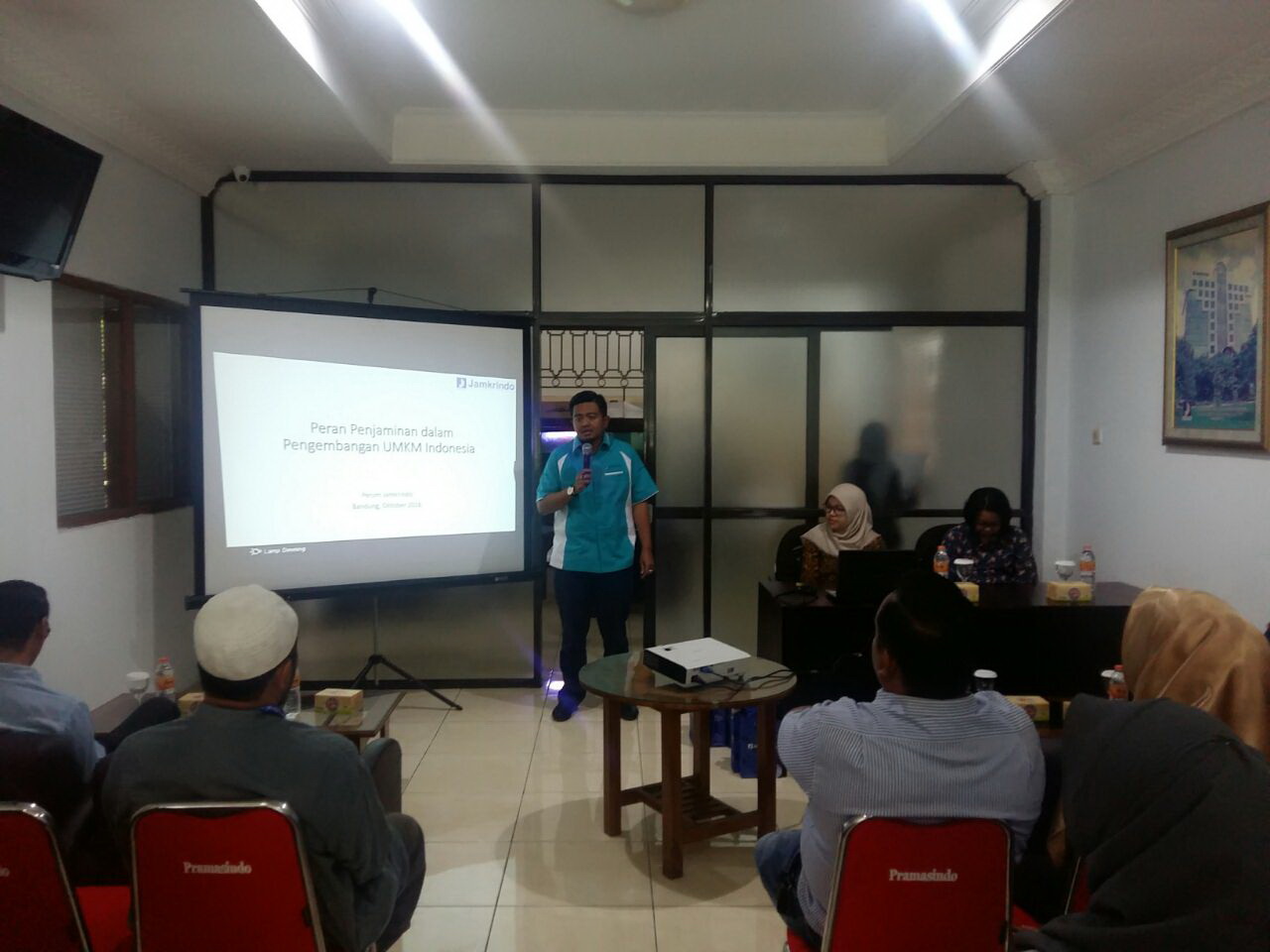 perum-jaminan-kredit_20161026_152249.jpg