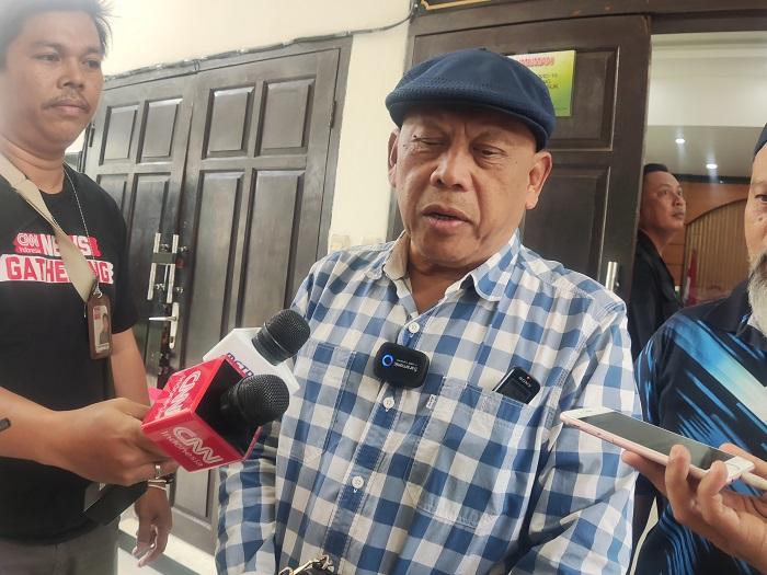 perwakilan-penggugat-intervensi-eggi-sudjana.jpg