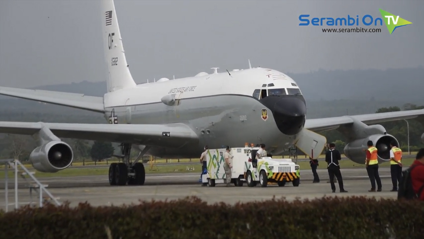 pesawat-militer-amerika-serikat-mendarat-di-aceh_20170324_195159.jpg