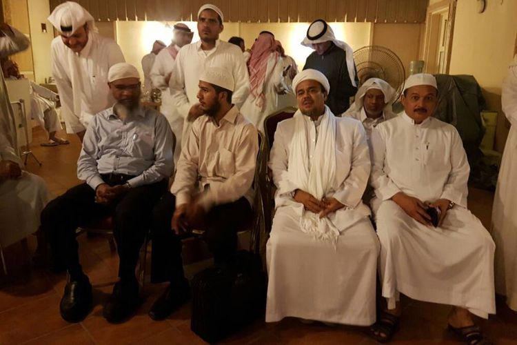 pimpinan-front-pembela-islam-rizieq-shihab_20170614_164737.jpg