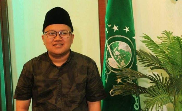 pimpinan-yayasan-multi-kreasi-berdikari-mkb-rikal-dikri.jpg