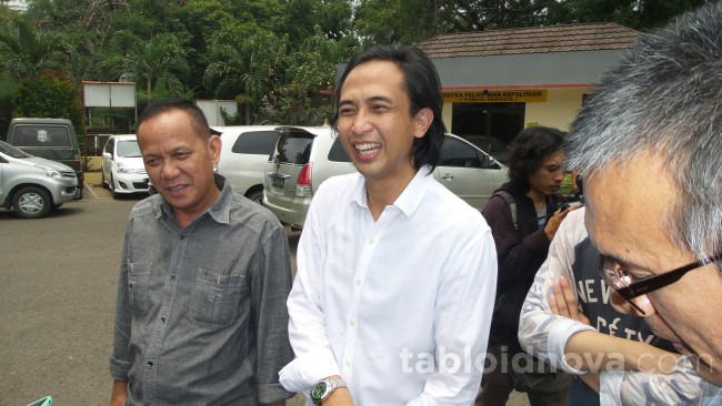 piyu-digugat-cerai-01_20151010_162549.jpg