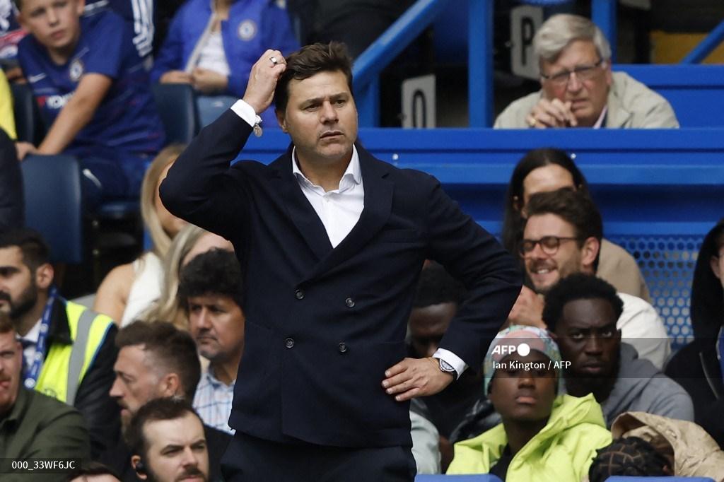pochettino-pusing-liat-performa-chelsea.jpg