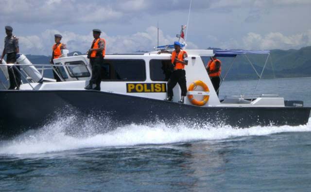 polair-kapal-patroli_20141230_120257.jpg
