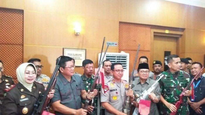 polda-jambi-tetapkan-20-tersangka-kasus-pengeroyokan-anggota-tni.jpg