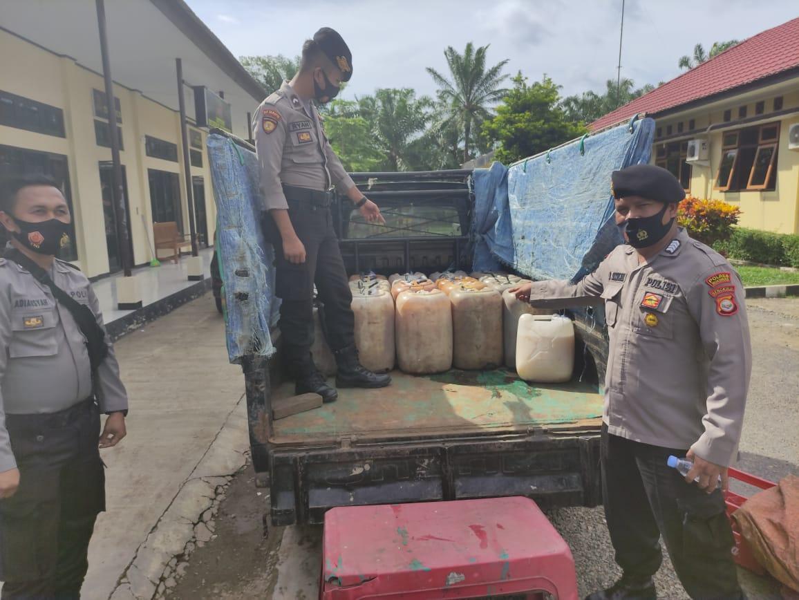 polisi-sita-tuak-di-bengkulu.jpg