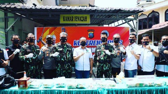 polres-labuhanbatu-ungkap-kasus-kurir-sabu-ditembak-mati.jpg