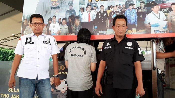polres-metro-jakarta-utara-ungkap-kasus-seorang-ayah-bekap-dan-todongkan-pisau.jpg