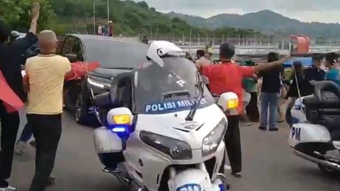 potongan-layar-dari-video-warga-saat-sejumlah-kader-pdi-perjuangan-hadang.jpg