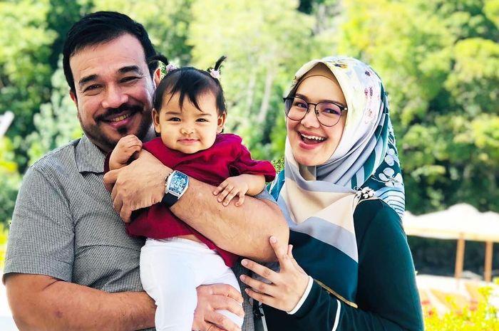 potret-cantik-siti-aafiyah-anak-siti-nurhaliza-yang-kelahirannya-dinantikan-selama-12-tahun.jpg