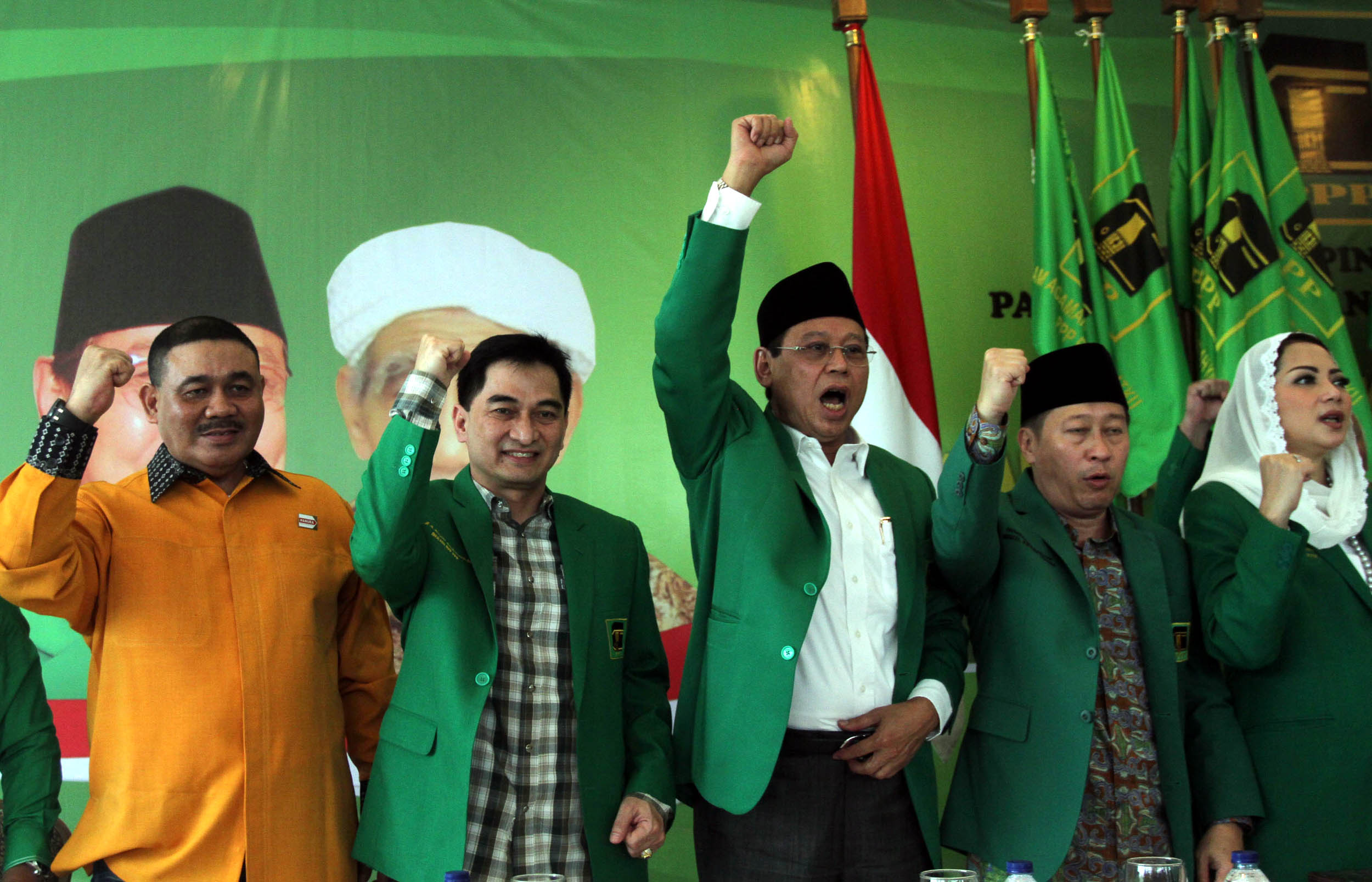 ppp-djan-faridz-dukung-ahok-djarot_20161008_214510.jpg