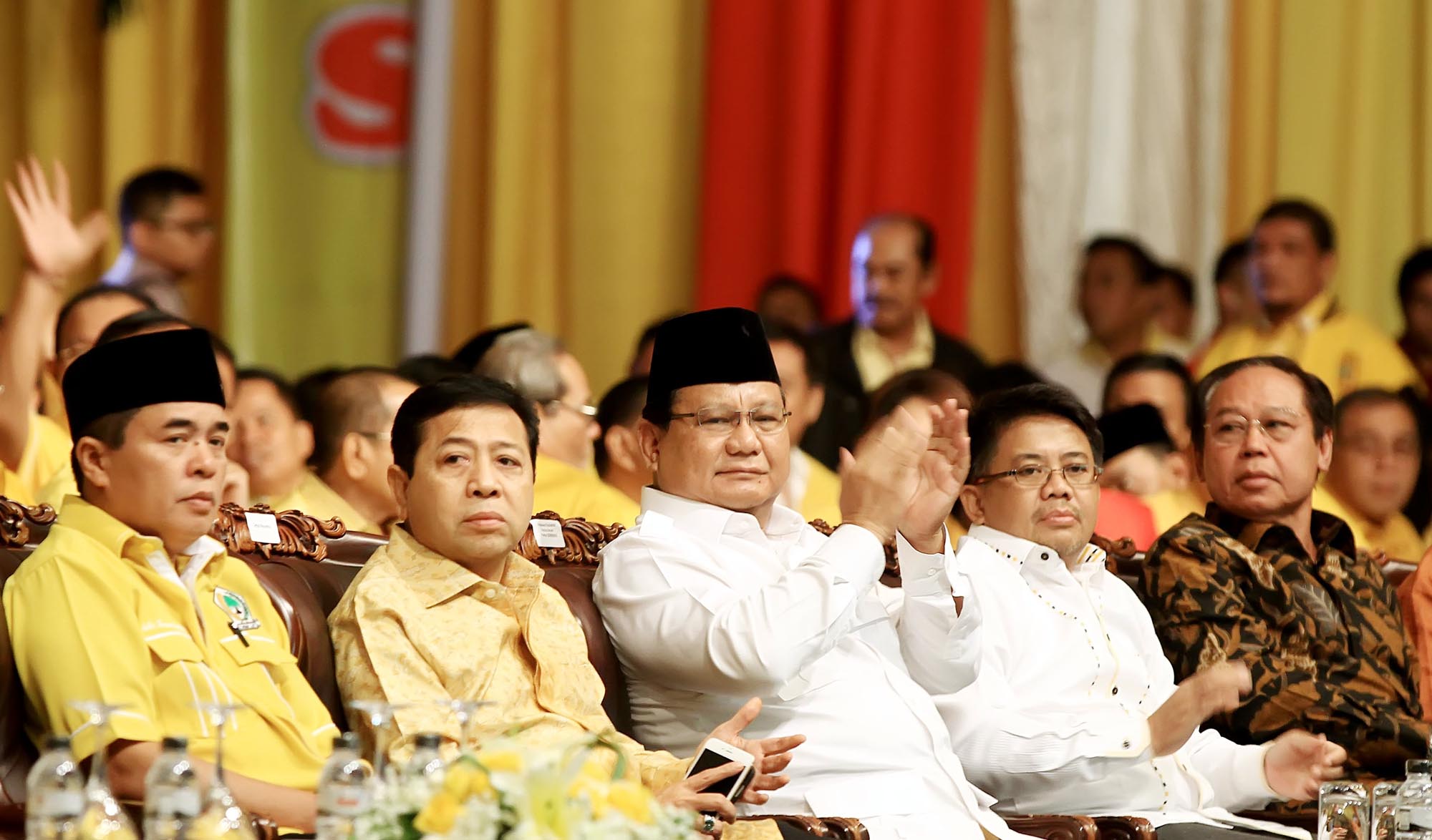 prabowo-hadiri-rapimnas-golkar-kubu-arb_20160124_160018.jpg