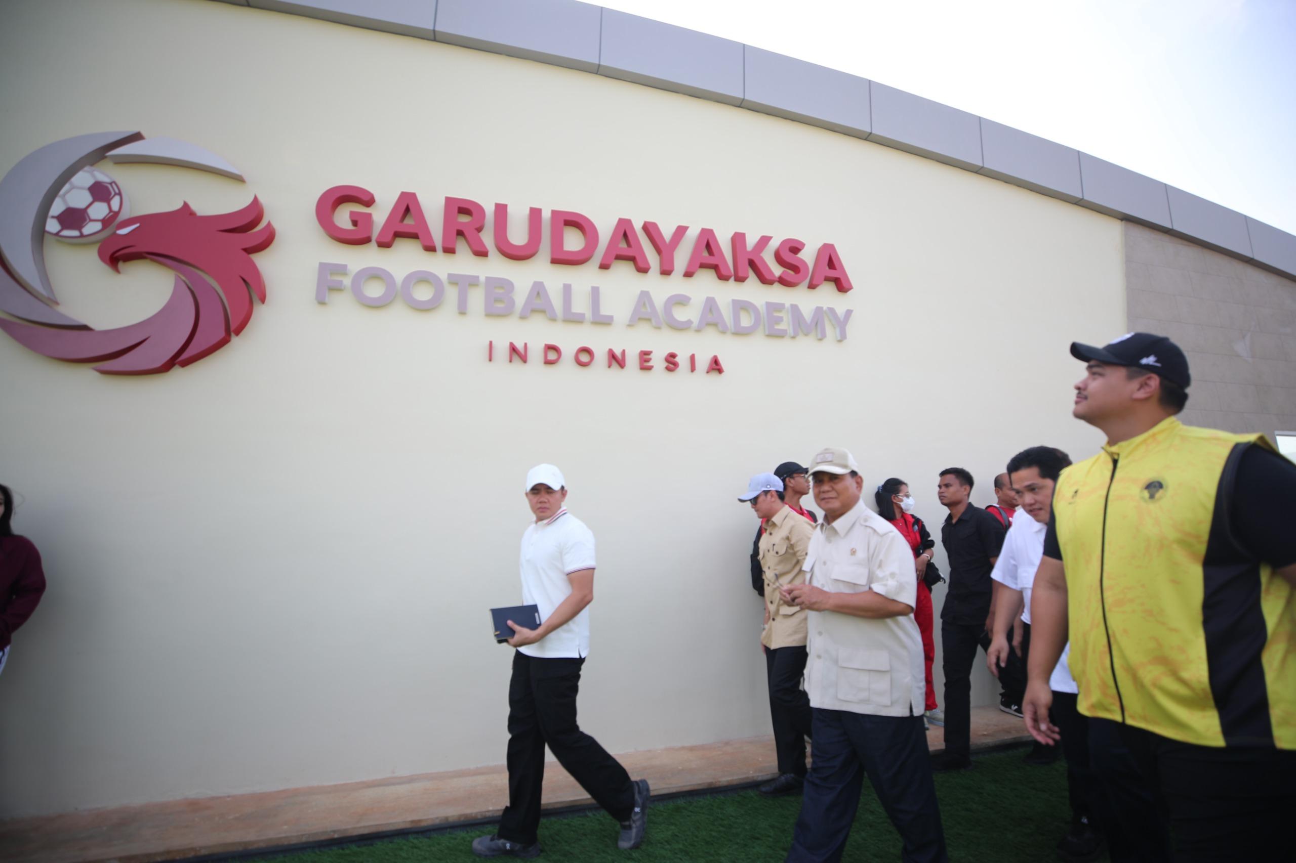 prabowo-meresmikan-akademi-sepakbola-modern-garudayaksa.jpg