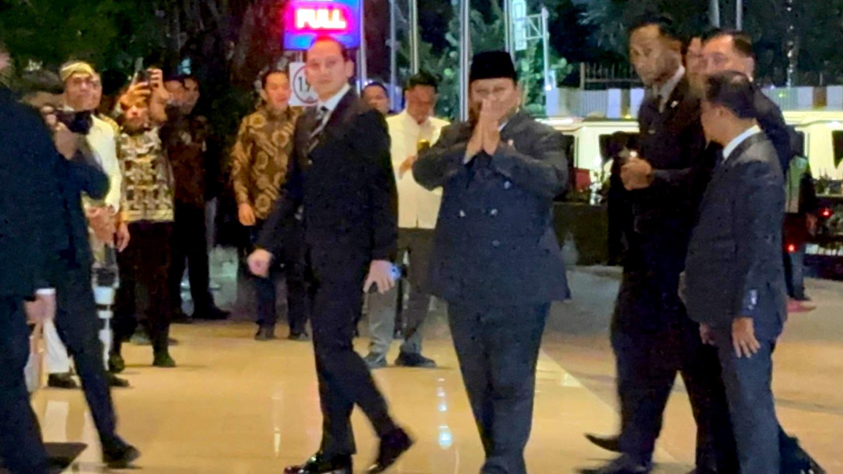 prabowo-resepsiiiiii-el-rumi.jpg
