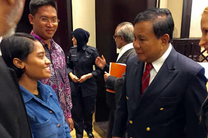 prabowo-subianto-dan-wilfrida-soik_20150825_101946.jpg