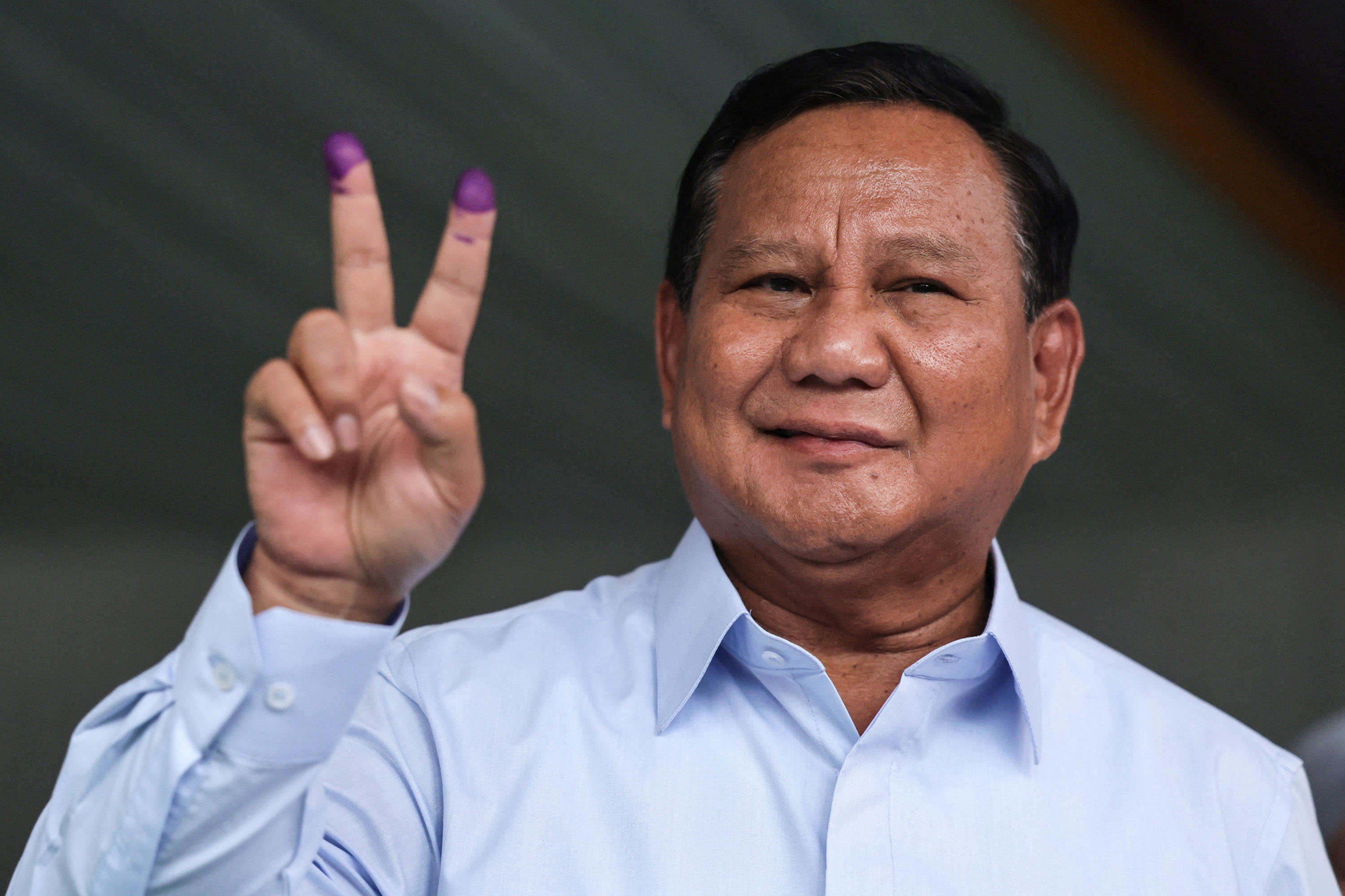 prabowo-subianto-gunakan-hak-pilih-di-pemilu-2024_20240214_103514.jpg