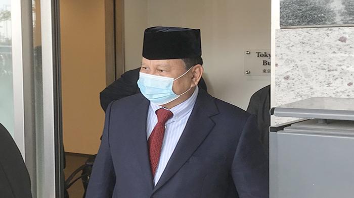 prabowo-subianto-tiba-di-bandara-haneda-tokyo_1.jpg