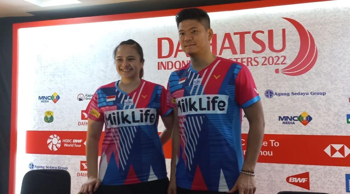 praveen-jordanmelati-daeva-oktavianti-foto-bersama-usai-mengalahkan-wakil-india.jpg
