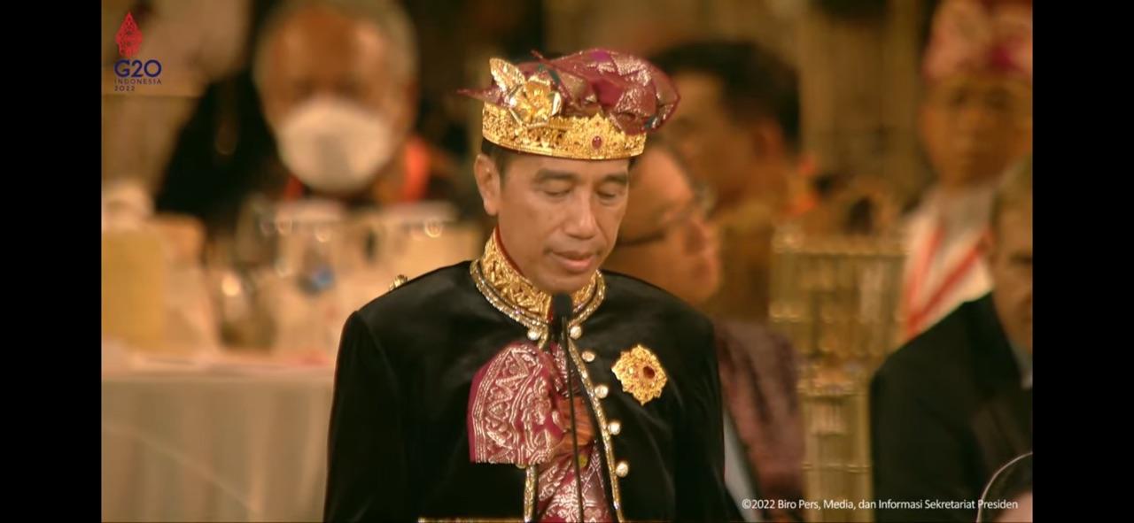 presiden-didampingi-iriana-jokowi-pakaian-adat-bali-nih4.jpg
