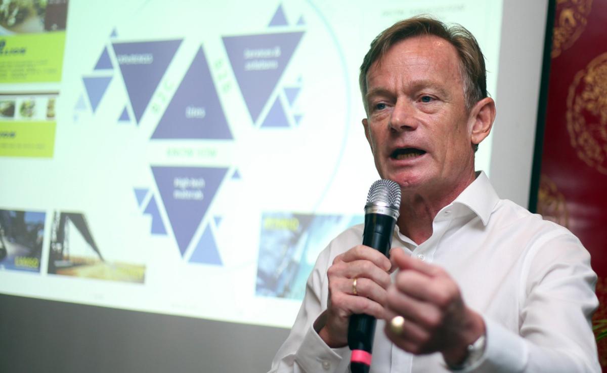 presiden-direktur-pt-michelin-indonesia-steven-vette-di-jaksel.jpg