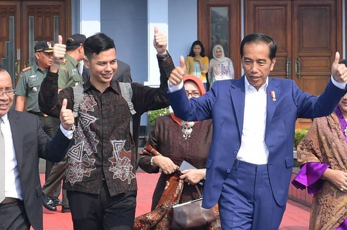 presiden-joko-widodo-bersama-surya-sahetapy_20181010_104010.jpg