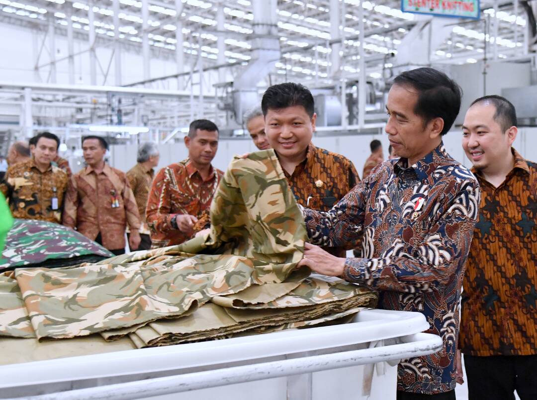 presiden-joko-widodo-jokowi-sritex_20170421_173649.jpg