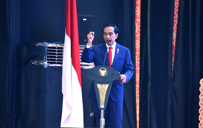 presiden-ri-berikan-pembekalan-kepada-729-capaja-tni-polri_20170725_121041.jpg
