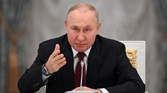 presiden-rusia-vladimir-putin-memimpin-pertemuan-dengan-sekretaris-dewan-keamanan-luar-negeri.jpg