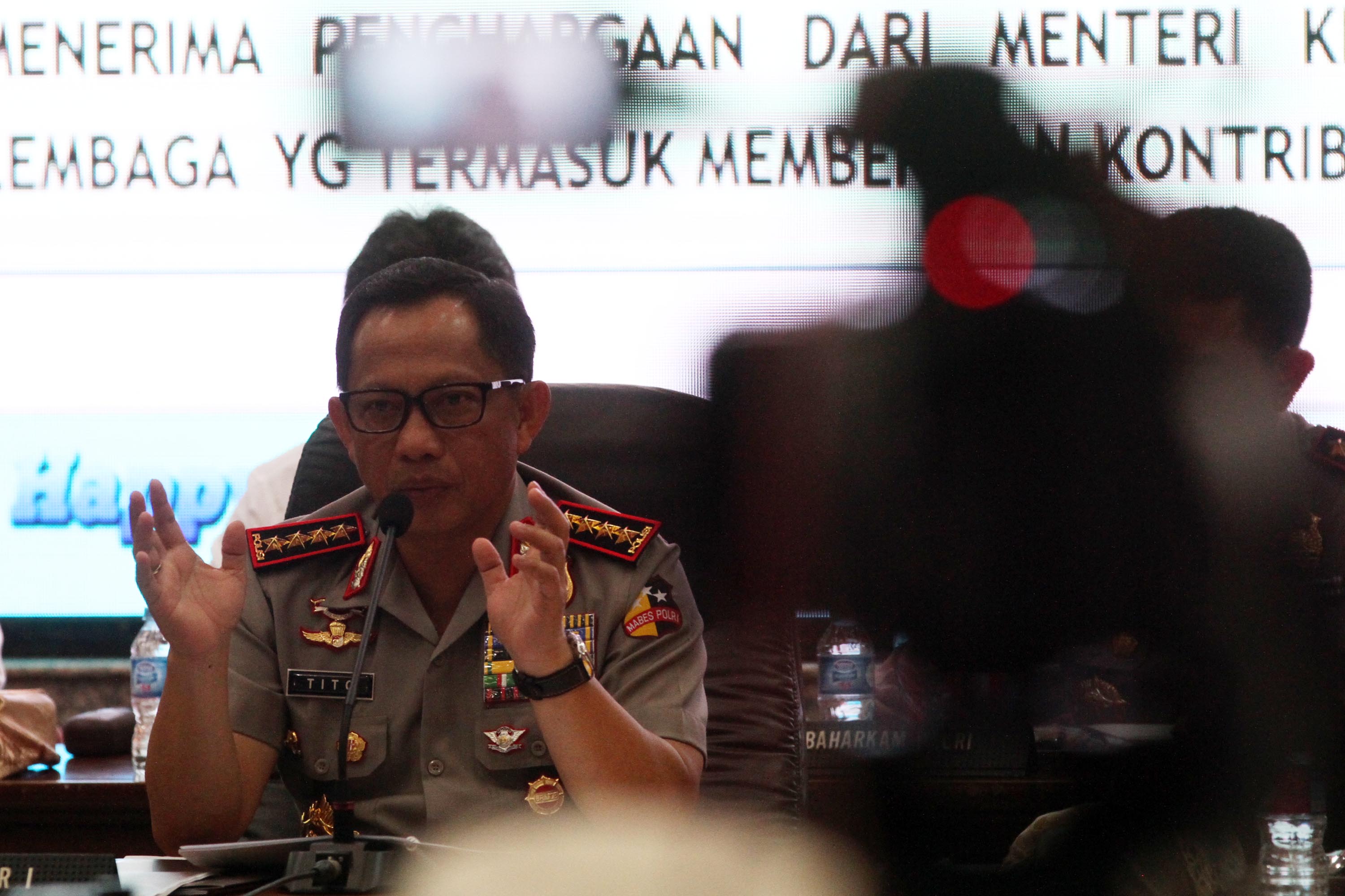press-release-akhir-tahun-polri_20161229_200026.jpg