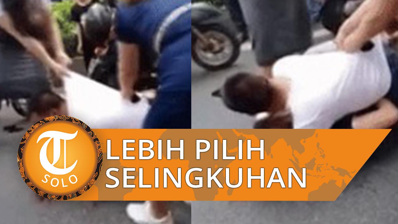 Saking Cinta dengan Selingkuhan, Pria Ini Rela Dihajar sang Istri yang Memergokinya