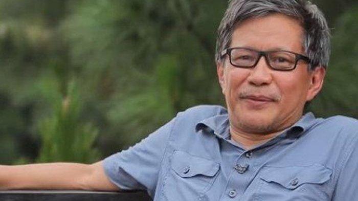 profil-pengamat-politik-rocky-gerung1212.jpg