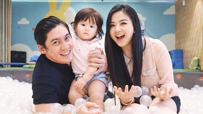 Liburan Nekat Ala Franda dan Samuel Zylgwyn, Ajak Vechia 1 Bulan Keliling Eropa