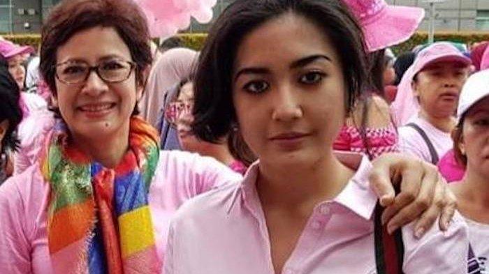 putri-sulung-pasangan-nurul-arifin-maura-magnalia-dikabarkan-meninggal.jpg