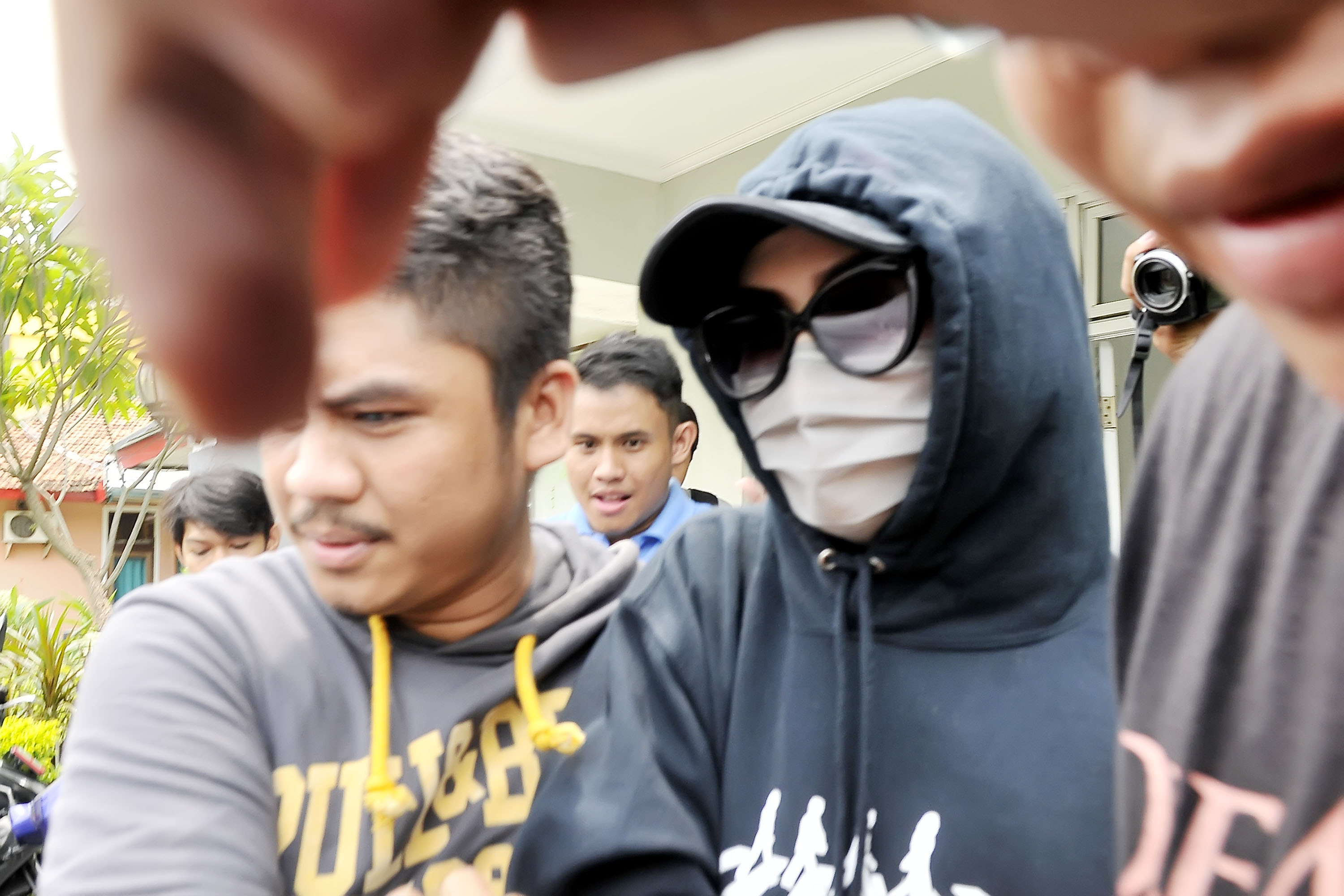 puty-revita-seusai-menjalani-pemeriksaan-di-panti-sosial_20151211_145402.jpg