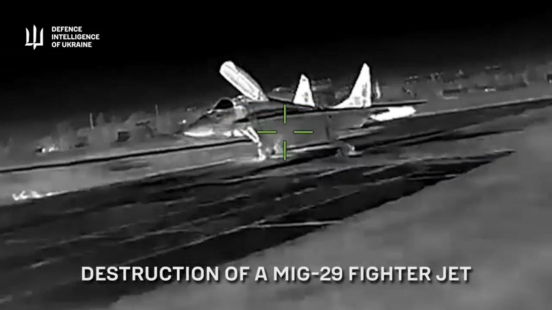 Ukraina Klaim Hancurkan Jet Tempur Rusia MiG-29 di Kacha, Pakar Ragu