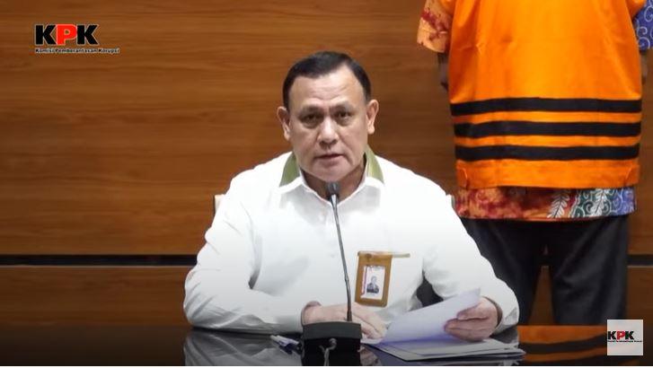 rafael-alun-ditahan.jpg
