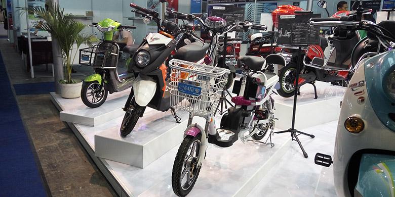 ragam-sepeda-listrik-jiangsu-niconia-electric-vehicle-manufacturing-di-inapa-2016_20160401_114208.jpg