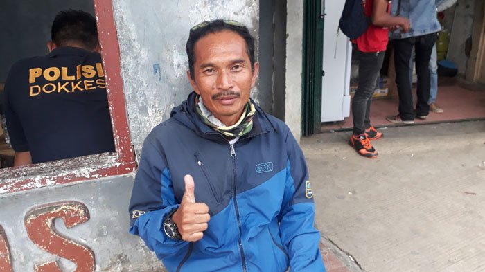 rahmat-sodikin-50-ayah-dari-aris-apriansyah_20180831_151541.jpg