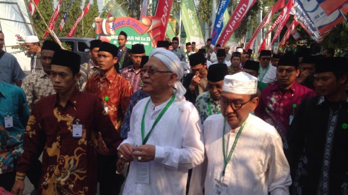 rais-aam-pbnu-kh-mustofa-bisri_20150803_214108.jpg