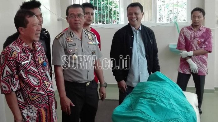 rampok-bank-ditembak-mati_20170620_192247.jpg