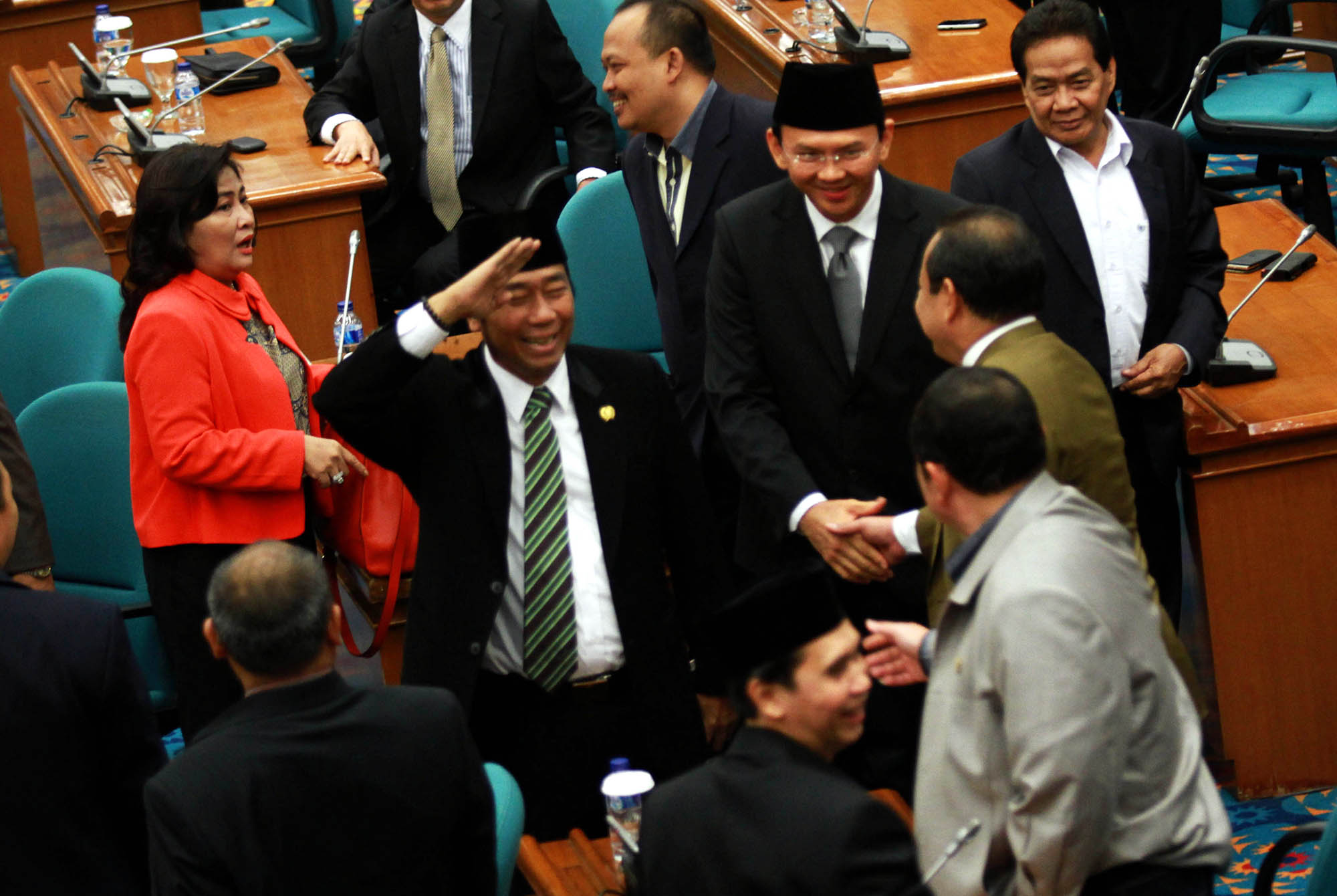 rapat-paripurna-alat-kelengkapan-dprd-dki-jakarta_20141208_183147.jpg