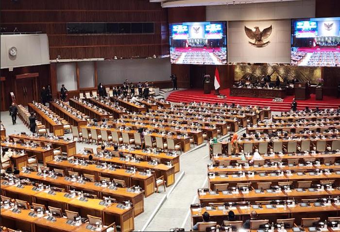 Paripurna DPR RI