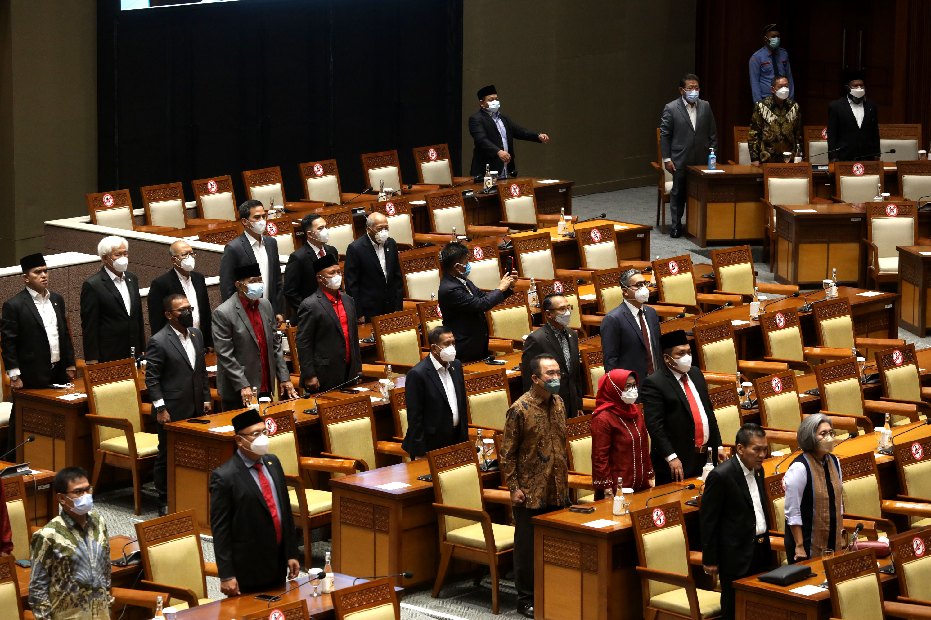 rapat-paripurna-dpr-ri-usai-libur-idul-fitri_20220517_132659.jpg
