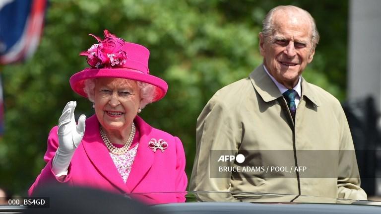 ratu-elizabeth-dan-pangeran-philip-duke-of-edinburgh-12-juni-2016.jpg