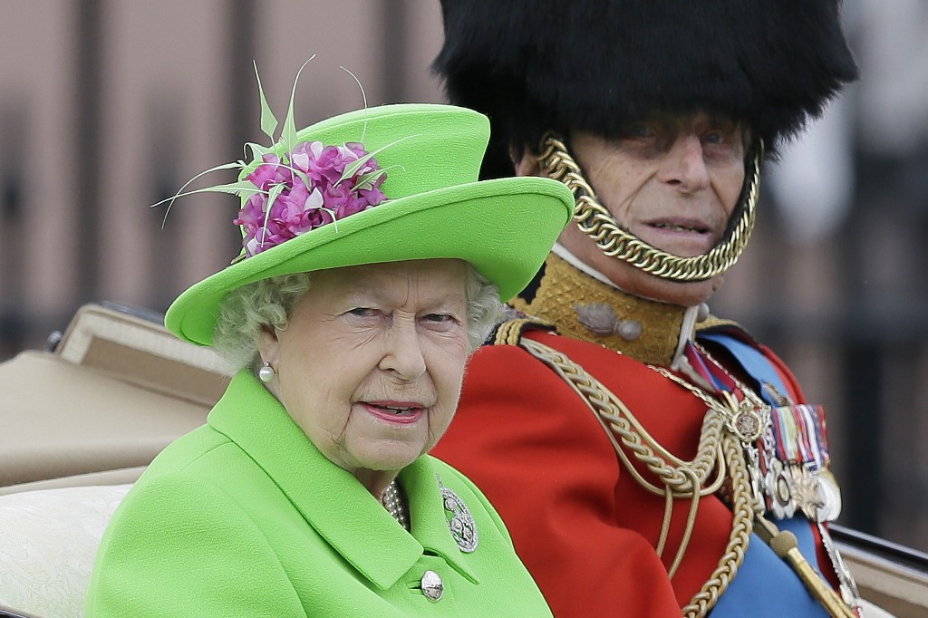 ratu-elizabeth-ii_20161223_160447.jpg