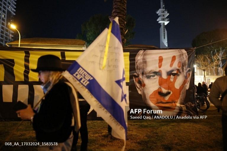 ratusan-orang-berkumpul-untuk-melakukan-protes-terhadap-perdana-menteri-benjamin-netanyahu.jpg