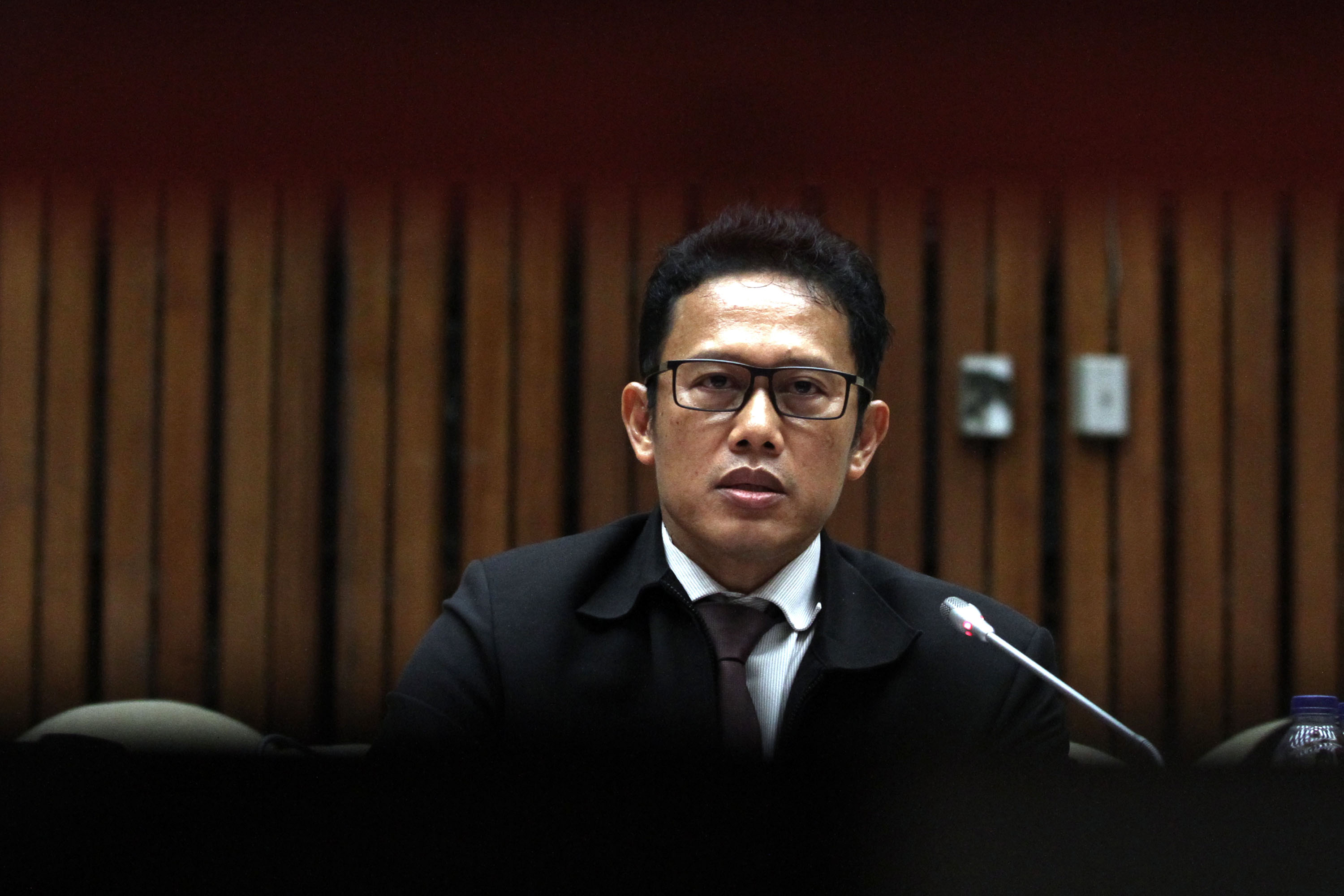 rdp-direktur-penyidik-kpk-dengan-pansus-hak-angket_20170829_205352.jpg