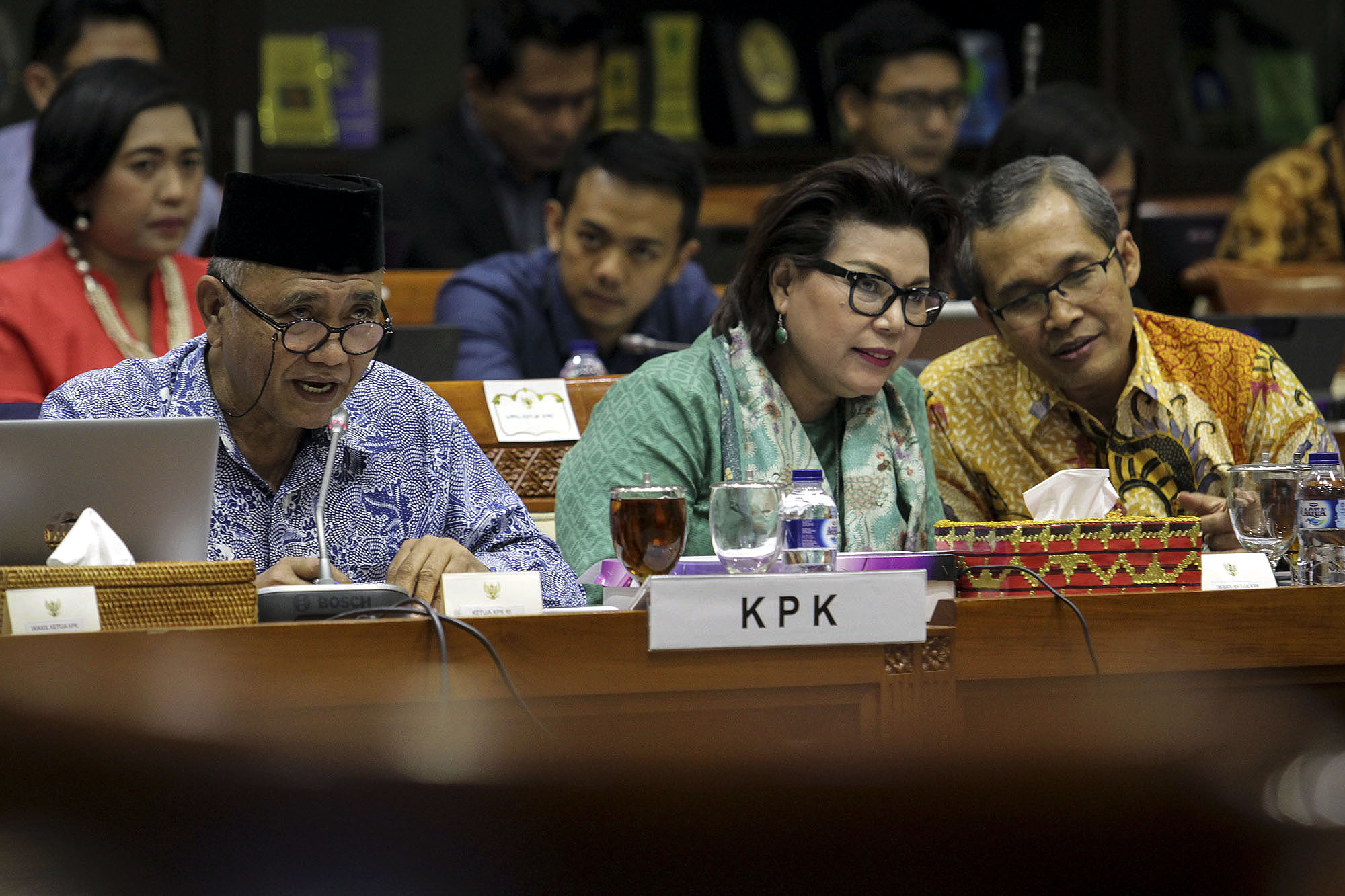 rdp-komisi-iii-dengan-kpk_20170911_193522.jpg