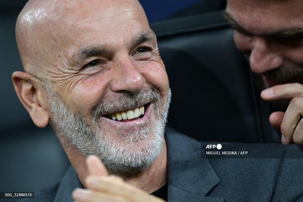 reaksi-pelatih-ac-milan-italia-stefano-pioli-sebelum-lawan-rb-salzburg.jpg