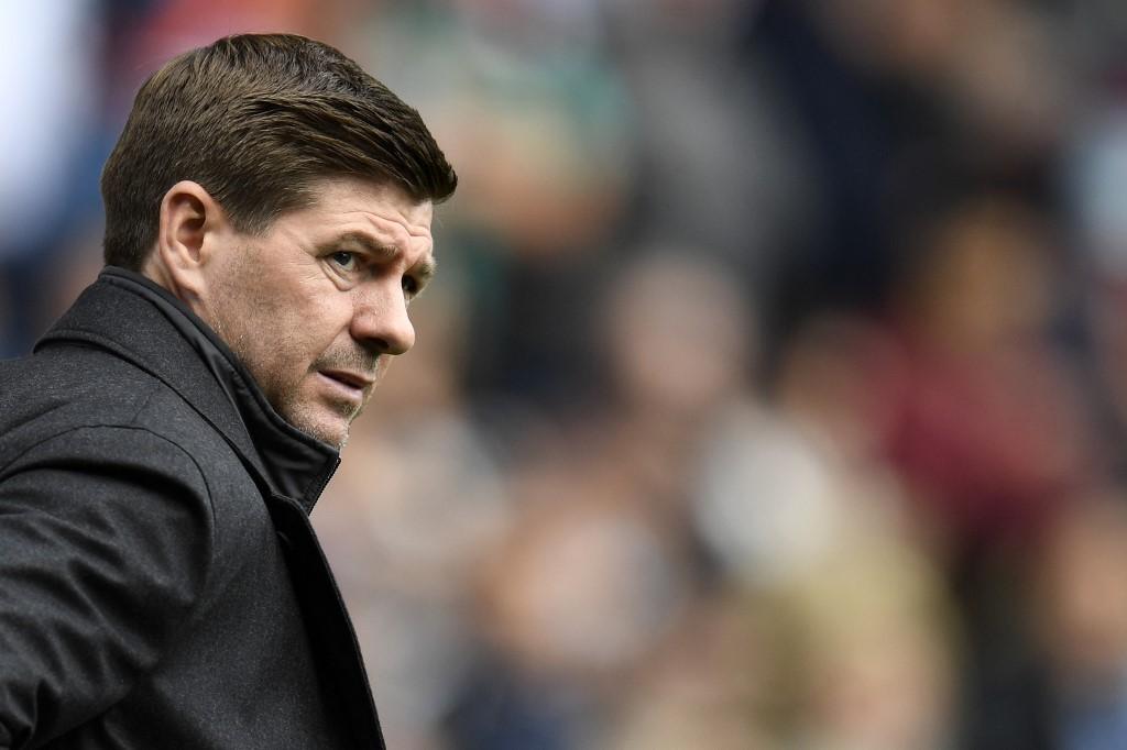 reaksi-pelatih-kepala-aston-villa-inggris-steven-gerrard.jpg